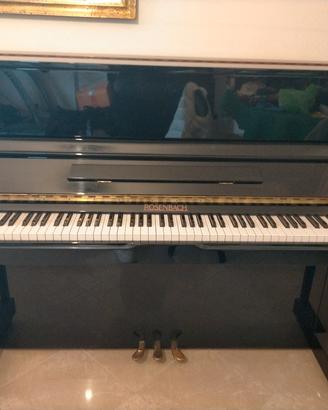 Pianoforte verticale 