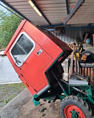  trattore agricolo  perfettamente funzionante