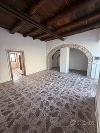 Locale commerciale