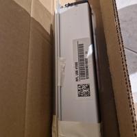 Tenda VELUX RFL rotol. manuale sabbia con guide