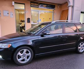 Volvo V50 D2 POLAR PLUS fine serie FULL-OPTIONAL!!