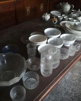 Lotto posate tazzine scodelle vintage