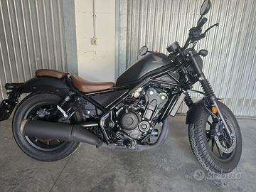 Honda rebel