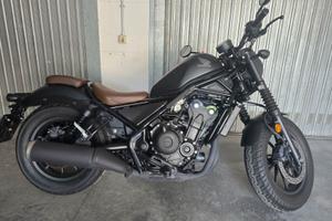 Honda rebel