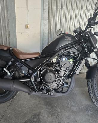 Honda rebel