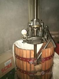 Torchio idraulico(50)+pigiadiraspatrice