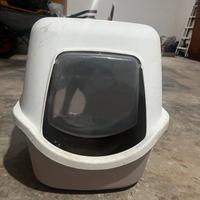 Lettiere gatto, rastrello, pipettte e crocchettte.