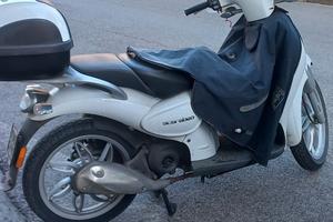 Scarabeo Aprilia 50 4t