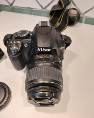 fotocamera reflex Nikon3100  