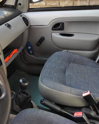 Nissan Kubistar coibentato