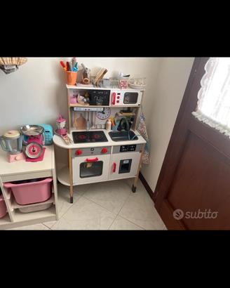 Cucina giocattolo