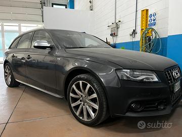 Audi A4 Avant 2.0 tdi Advanced Quattro 2009 Euro 5