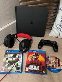 Ps4 slim +3 giochi + cuffie