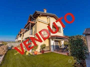 VILLA A SCHIERA A VILLAFRANCA DI VERONA