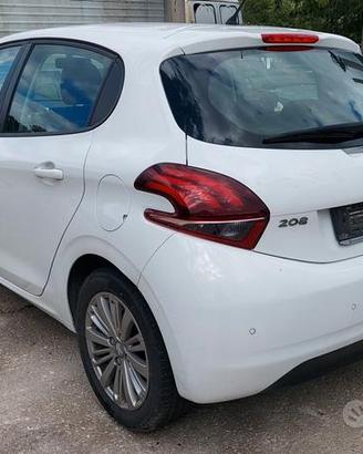 Ricambi Peugeot 208