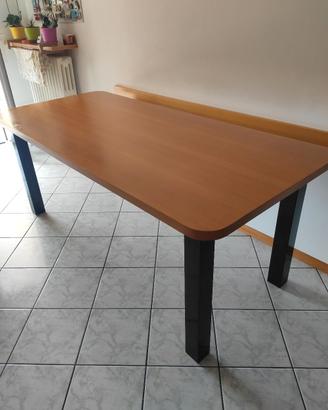 Tavolo in faggio evaporato