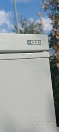type DF02 frigorifero Indesit doppia porta 