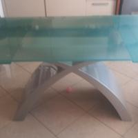 tavolo in vetro