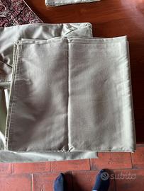 4  Lenzuola + sotto  + cuscino  letti singoli
