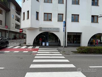 Attività edicola cartoleria a Brunico