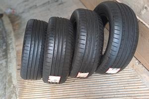 4 pn 205 60 16 Dunlop con montaggio 