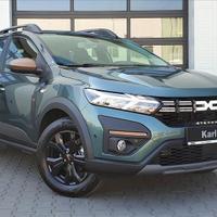 Nuova Dacia Sandero Stepway 2023 in ricambio