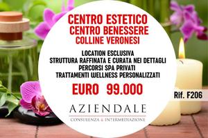 Attività / Licenza di 350 m² con più di 5 locali a