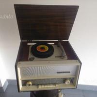 Radio Antica con Dischi 33 Giri in Vinile