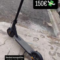 Monopattino elettrico pieghevole