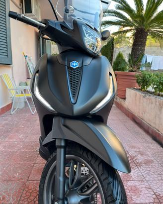 Scooter beverly 400 s