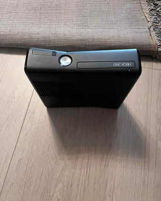 Xbox 360 nera +12 giochi 