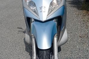 Peugeot geopolis 500cc anno2011 