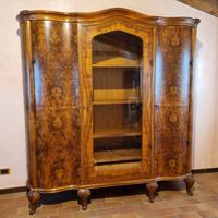 Armadio in radica di noce stile umbertino/barocco 