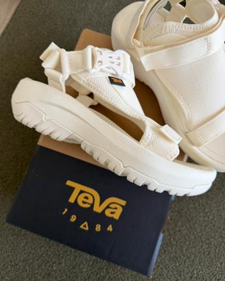 Teva sandali hurricane ampsole volt bianco panna