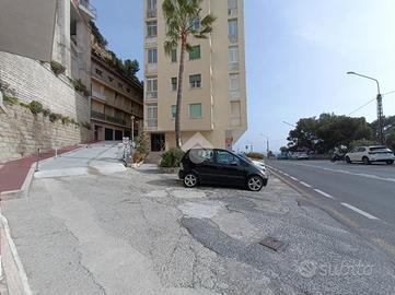 MONOLOCALE A SANREMO