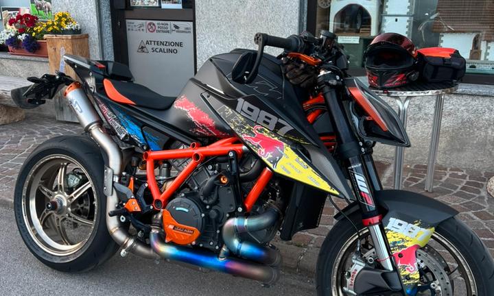 Ktm superduke 1290 r