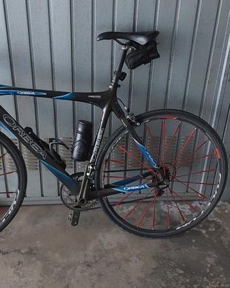 Bici da corsa Orbea in carbonio