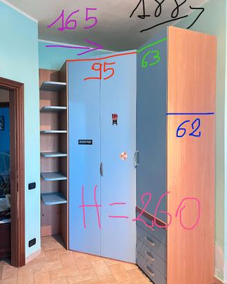 Cameretta: armadio, letto, scrivania Moretti