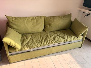 Divano letto matrimoniale