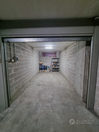 Box con tapparella elettrica