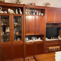 Mobile antico per la sala