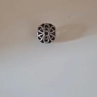 charm pandora 