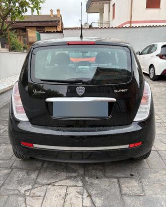 autovettura Lancia YPSILON 1.2 benzina