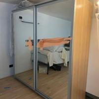 Armadio Ikea ante scorrevoli a specchio