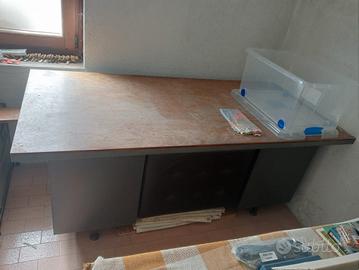 scrivania industriale 