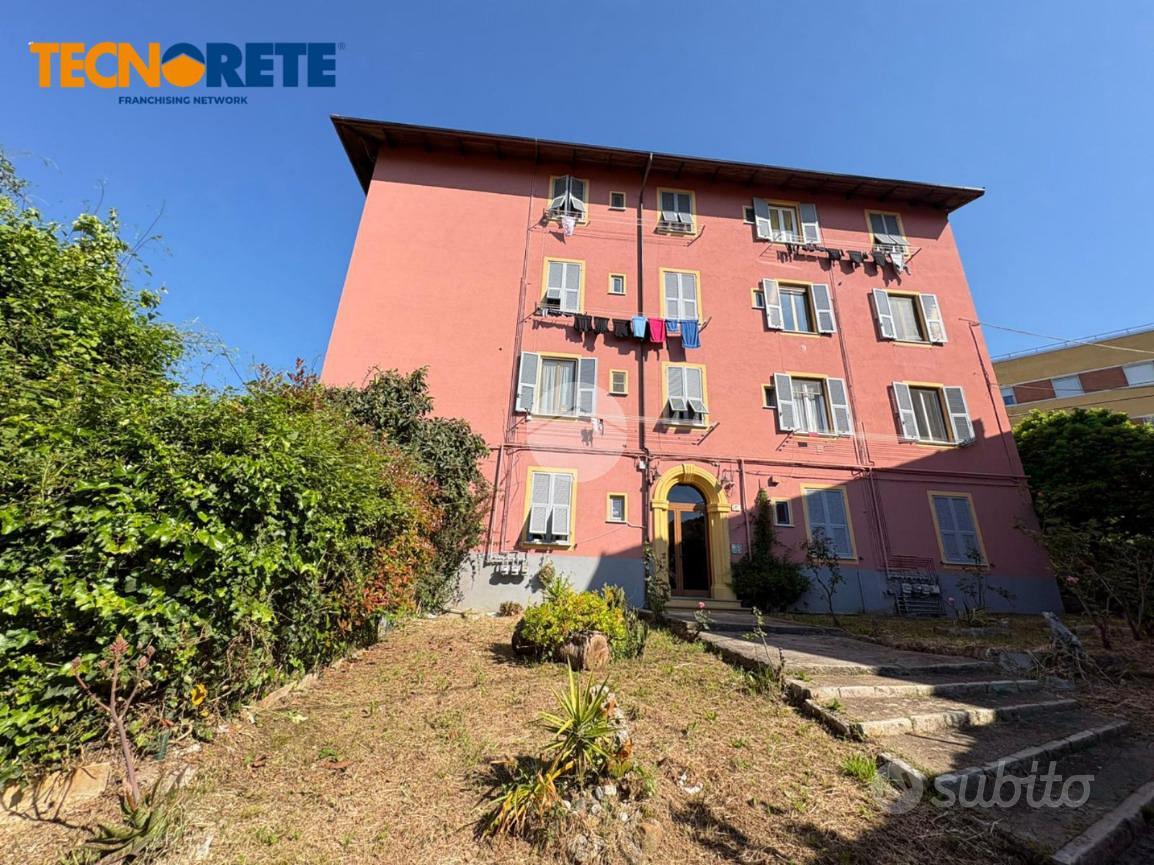 5 LOCALI A LA SPEZIA