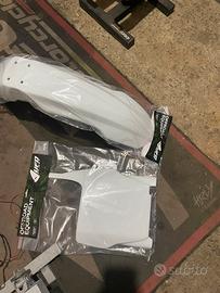 plastiche honda cr/hm cre