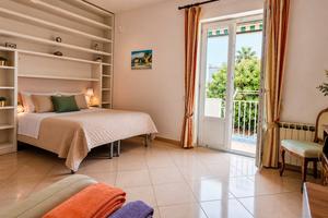 Casa 7 pax via roma ischia porto mare