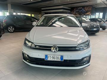 Volkswagen Polo 1.6 95CV R-line