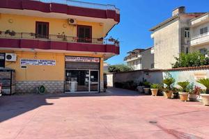 Immobile di 460 m² con più di 5 locali a Mondragon